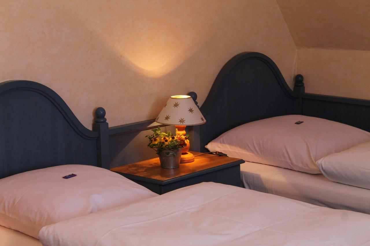 Hotel-Gasthof Zum Hirschen Durrwangen 객실 사진